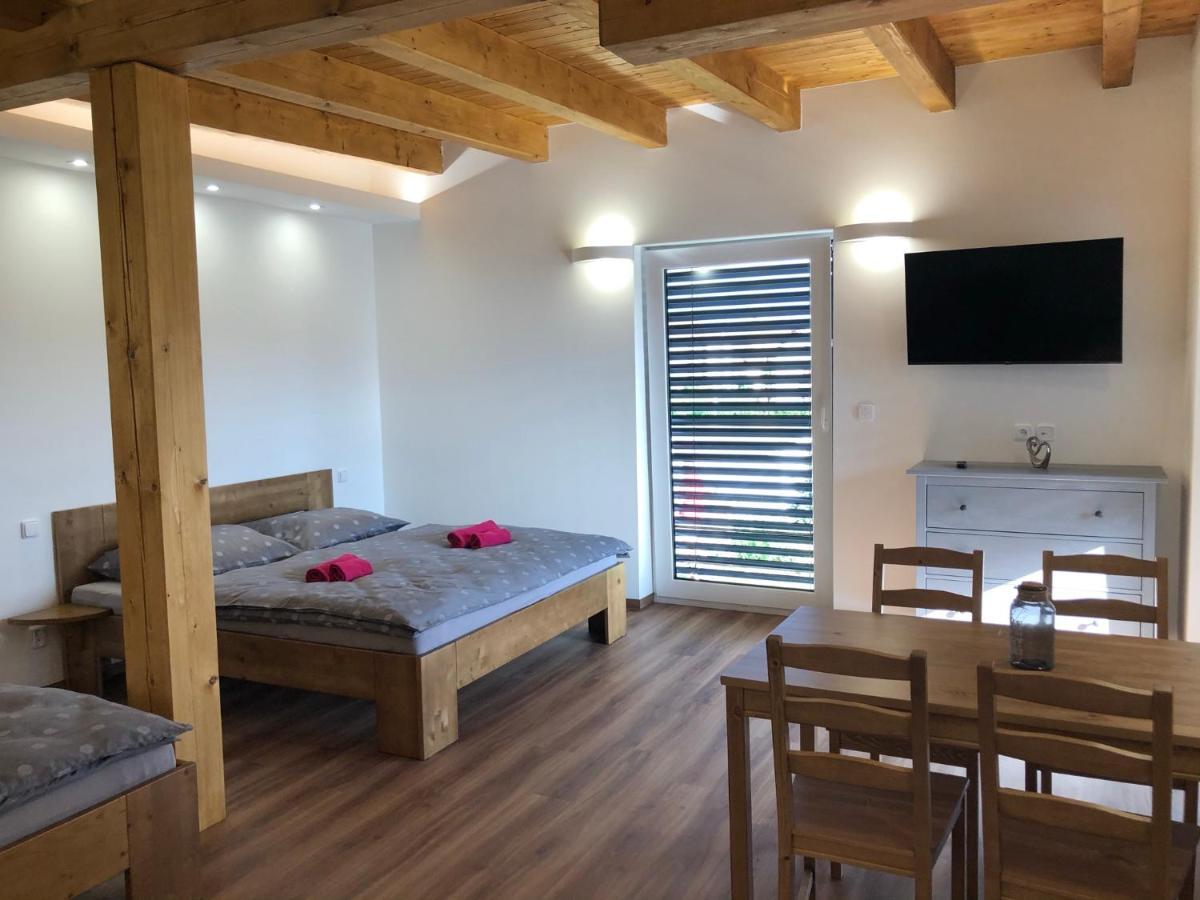 Anico Apartmany Dolni Benesov Eksteriør billede